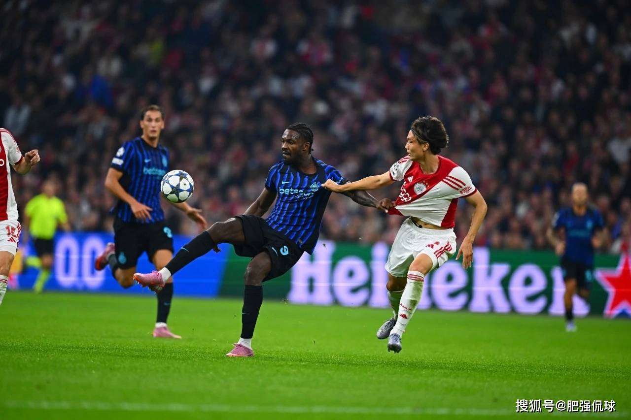 英雄联盟S15赛竞猜-包含欧冠赛后走向成谜，深圳男篮豪取连胜，态度坚定，身体对抗强度拉满的词条